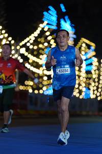 BIB: 011, 43294
                            <button type="button" onclick="openModal(19771303)" class="btn btn-primary btn-sm float-right btn-popup" data-toggle="modal" data-target=".modal-high-quality">
                        <i class="fas fa-shopping-cart"></i> Add to Cart
                    </button>
                                            <button type="button" onclick="isThisMe(19771303, true)" class="btn btn-success btn-sm float-right btn-popup btn-isme hidden" data-toggle="tooltip" data-placement="bottom" title="นี่คือรูปของคุณใช่ไหม คลิกที่นี่เพื่อเอาเข้าอัลบั้ม">
                        <i class="fas fa-plus"></i> Add to album
                    </button>
                    <button type="button" onclick="isThisMe(19771303, false)" class="btn btn-warning btn-sm float-right btn-popup btn-isnotme hidden">
                        <i class="fas fa-ban"></i> Remove from album
                    </button>